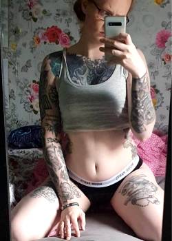 Insanely Hot Tatted Emo ?